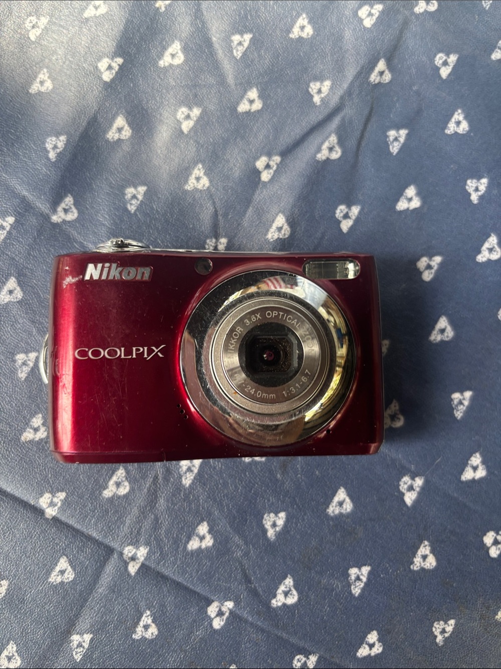 Nikon COOLPIX Compact Digital Camera - Burgundy Red Finish vintage